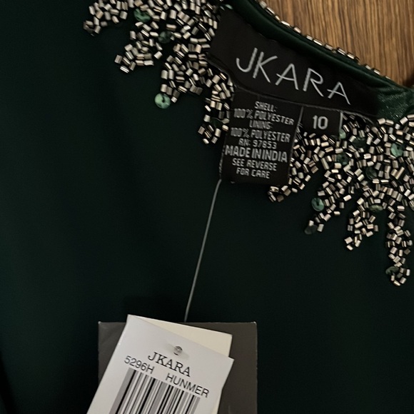 Mother of the Bride/Groom Dress - Picture 5 of 7